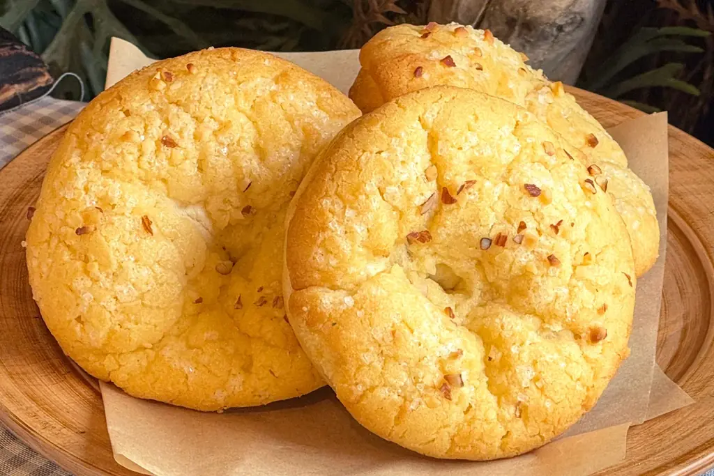 堀江ボーノベーカリ “20秒に1個売れる”人気生ベーグル、4日間限定で全22種が登場 ピスタチオカスタード、はちみつブリュレなど新作&復刻も! 12月25日(木)~28日(日)「生ベーグル祭り」を開催 画像 7