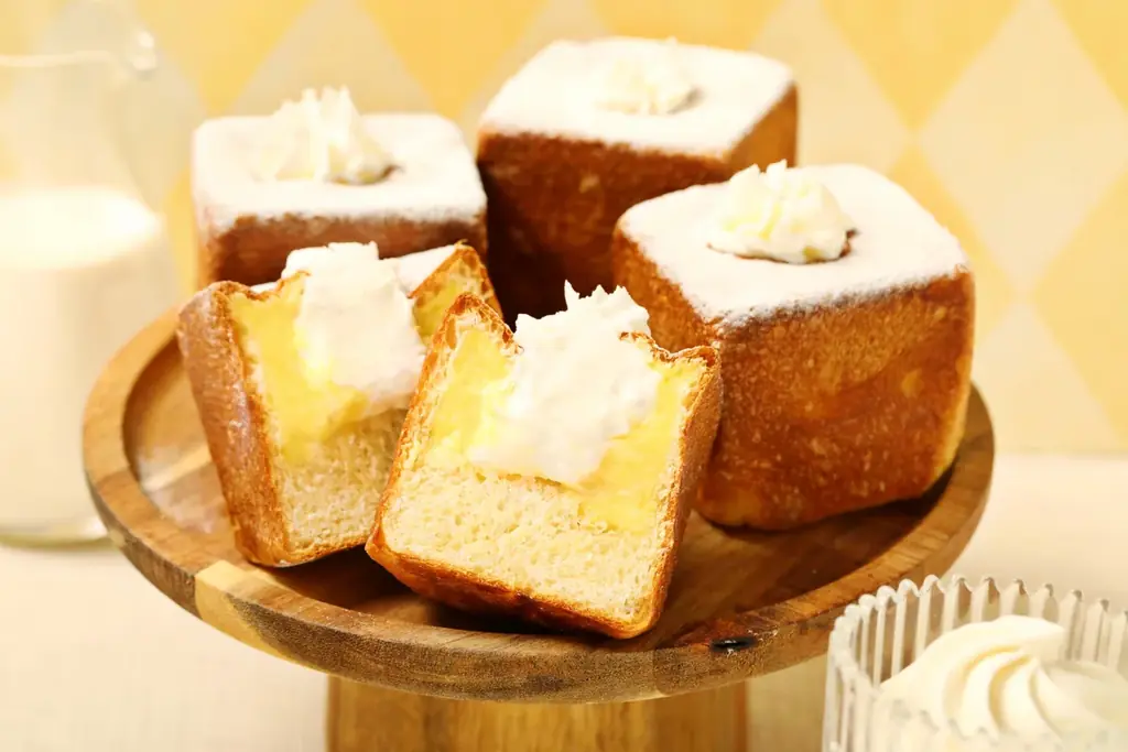 【東京都世田谷区に初出店】ヴィンテージ調で温かみのある新デザイン！用賀駅前に「ハートブレッドアンティーク 用賀店」が新規オープン！店舗限定ごろっとりんご×カスタードクリームを楽しめるキューブパンも発売 画像 5