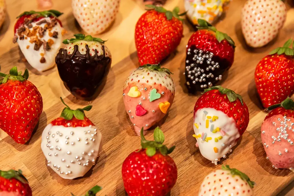 【アロフト東京銀座】まるでいちご狩り！銀座で味わう『いちごの収穫祭』 画像 3