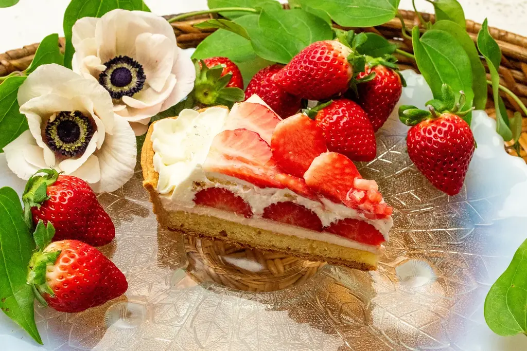 【キル フェ ボン】全国各地の個性豊かな旬のイチゴが勢揃い！ショーケースを赤く彩る1週間 　毎年大人気のフェア「2026 VERY STRAWBERRY」 画像 4