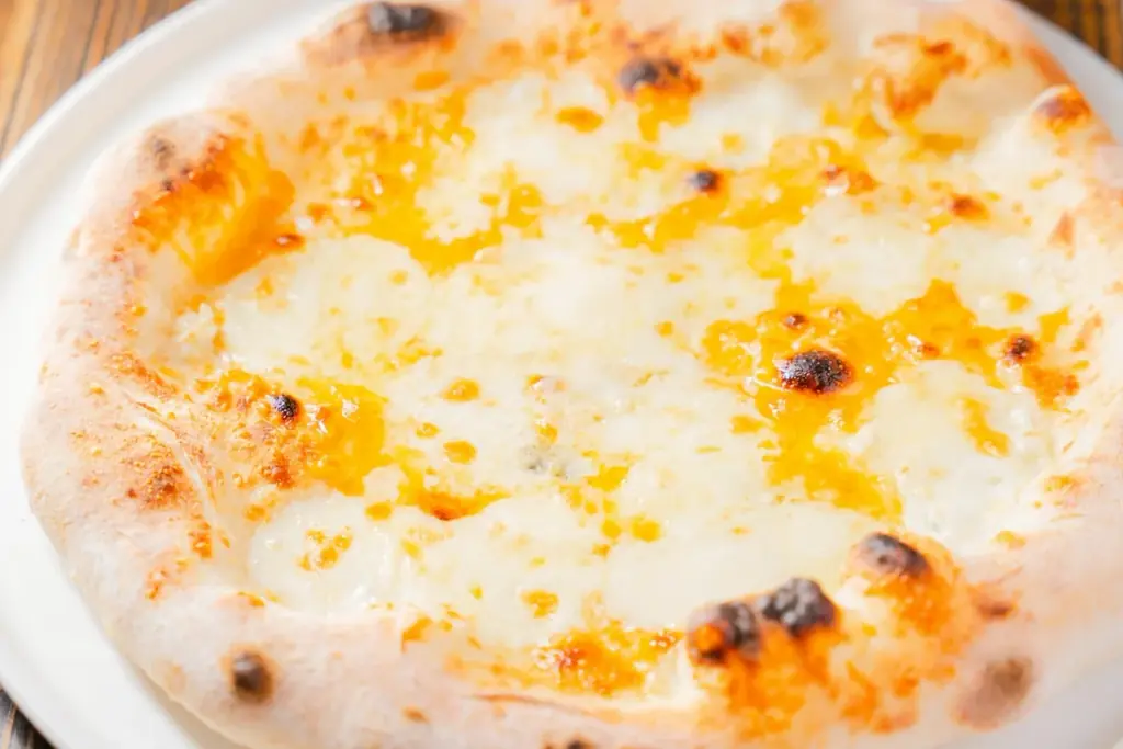 店内窯で焼き上げる本格ピッツァ「Azzurro520 柏」、PIZZERIA Azzurro520としてリニューアル 画像 3