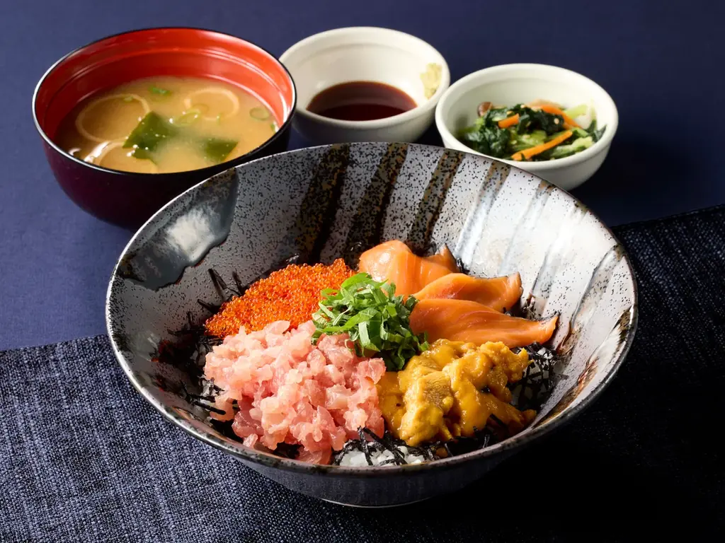 【ココス】ハッピー“ウニ”ーイヤー！ミョウバン不使用のウニを使った贅沢パスタと海鮮丼！「今月のグルメ～1月～」を開催！ 画像 3