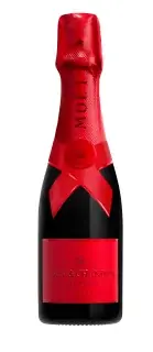 モエ・エ・シャンドン フレンズ オブ ザ ハウス 山下智久さんの楽しみ方を公開！「赤」に染まったモエ・エ・シャンドン ホリデーシーズン限定商品 “SHARE THE LOVE” コレクション 画像 12