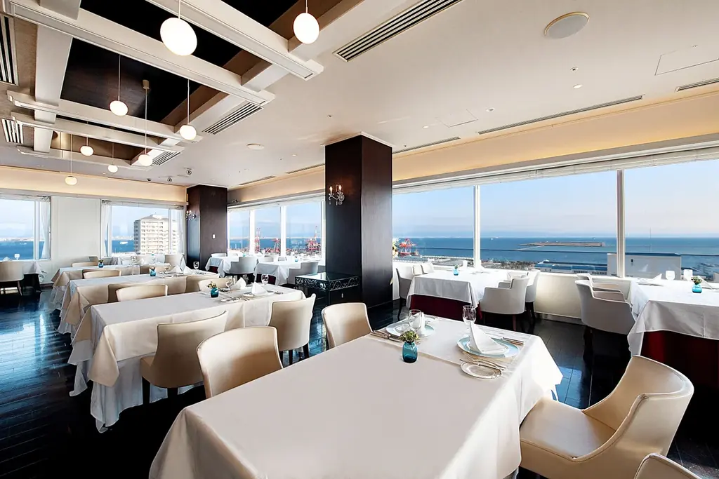 “イチゴを着て行く”フェア「Very Berry Strawberry」開催｜ホテルプラザ神戸 画像 15