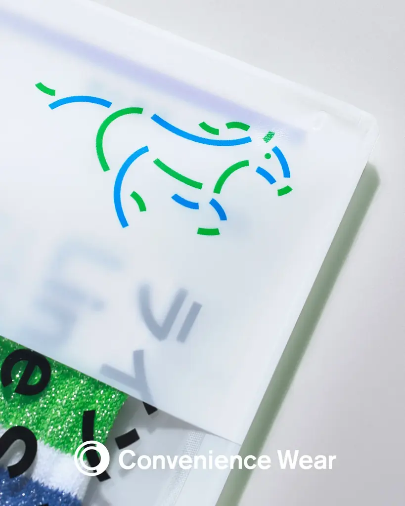 コンビニエンスウェア　今年一年の感謝を込めて429円分おトクな福袋を元旦より数量限定発売！ラインソックス初のラメ入りが登場！ 画像 4