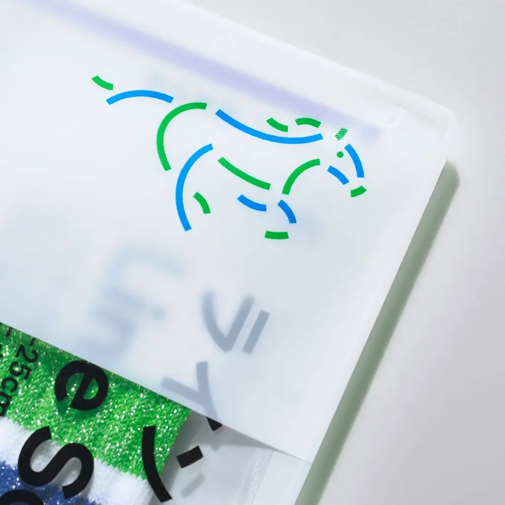 コンビニエンスウェア　今年一年の感謝を込めて429円分おトクな福袋を元旦より数量限定発売！ラインソックス初のラメ入りが登場！ 画像 8