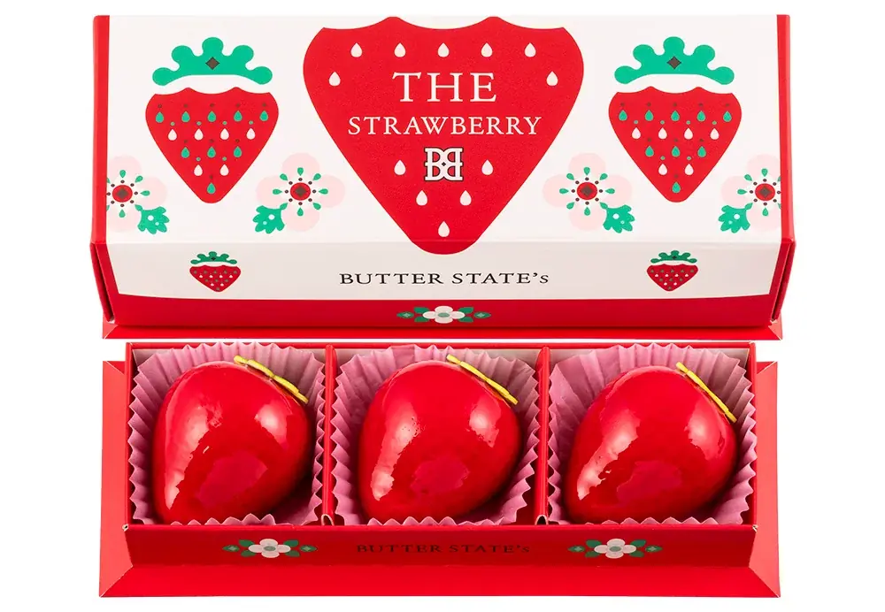 まるで苺⁉真っ赤に艶めく生ショコラケーキ『ストロベリーシーズン』が期間限定登場！【バターステイツ by銀のぶどう】 画像 3