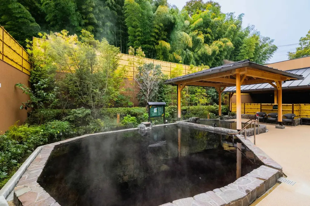 日帰り温浴施設『湯楽の里・喜楽里』は、第20回ニフティ温泉 年間ランキング2025にて「全国総合ランキング」「都道府県ランキング」他、各部門を受賞しました！ 画像 2