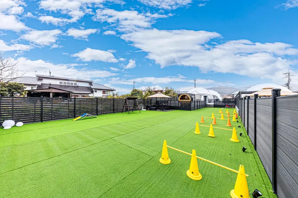 【2025年12月GRAND OPEN】琵琶湖畔に、愛犬と過ごせるグランピングリゾート「Galaxy Glamping Dog Premium」が誕生。大切な愛犬とのかけがえのないひとときを。 画像 7