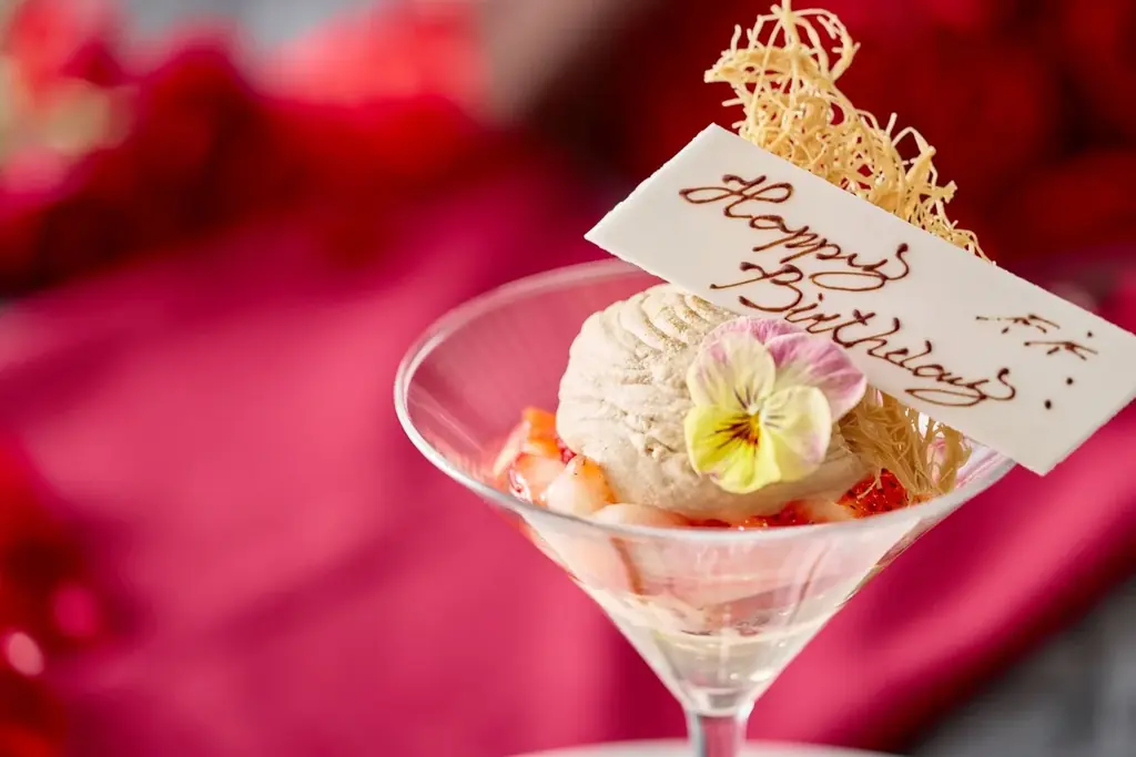 【名古屋】＜開業10周年記念＞料理長厳選の旬の食材と心のこもったおもてなし。高く上がる炎やドライアイスの幻想的な演出で特別な1日に！『初春の特別コース～シェフからのおもてなし～』販売 画像 9