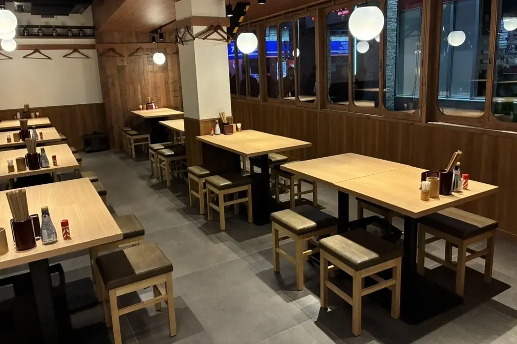 【 クリスマスから、お得なキャンペーン実施！ 】東京・調布で愛され続ける『もつやき処 い志井』が、12/25（木）町田駅前にオープン！ 画像 4