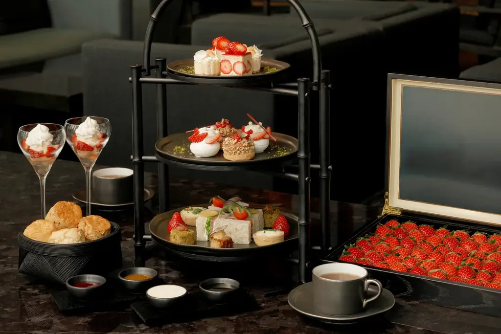 【アマン東京】瑞々しい苺を堪能する　春のストロベリーデザートのご案内 画像 3