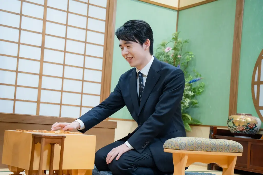 のん&藤井聡太竜王・名人の2人が初対談！「ABEMA」オリジナル特別対局『のん vs 藤井聡太竜王・名人：年末指し納め対談』を12月27日（土）朝10時より無料配信 画像 3