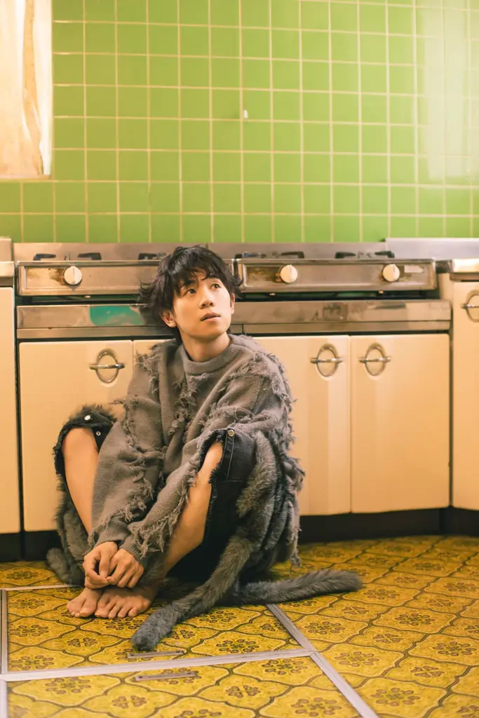 山下大輝がノスタルジックな“文豪”の世界へ――写真集『文豪ノスタルジア 山下大輝×夏目漱石 吾輩は猫である』発売決定 画像 3