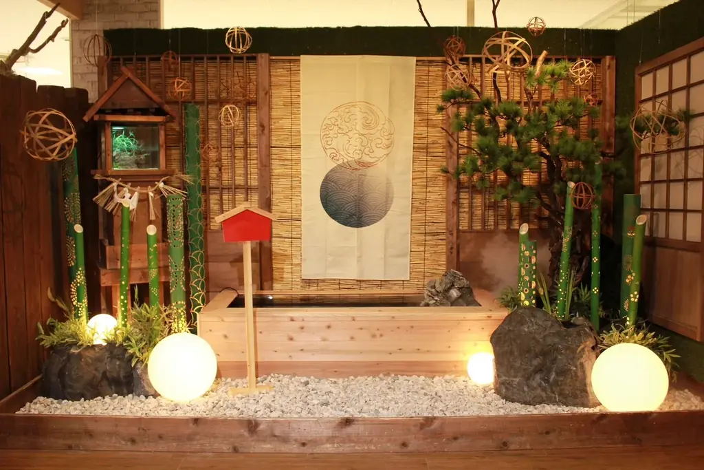 【奈良いきものミュージアム】まるで温泉旅館、でも主役は爬虫類。“湯けむり可愛い”冬の企画展「はちゅうの湯」開催 画像 2