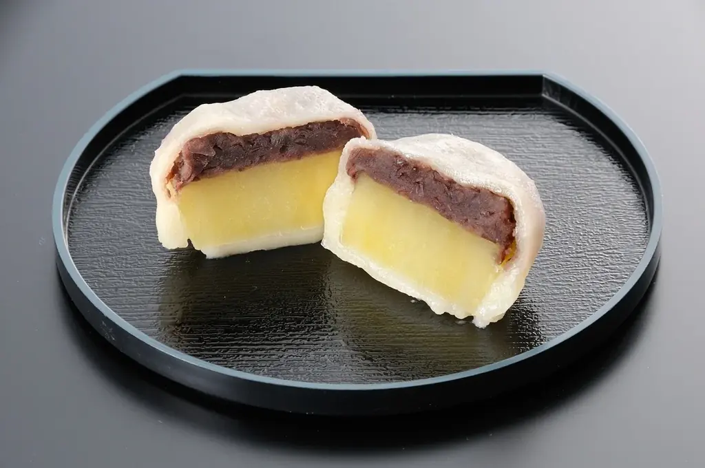 【トランドール】ご好評につき今年も冬季限定で再登場！熊本の郷土菓子『いきなり団子』をパンで楽しむ「いきなりあんぱん」12月26日発売 画像 5