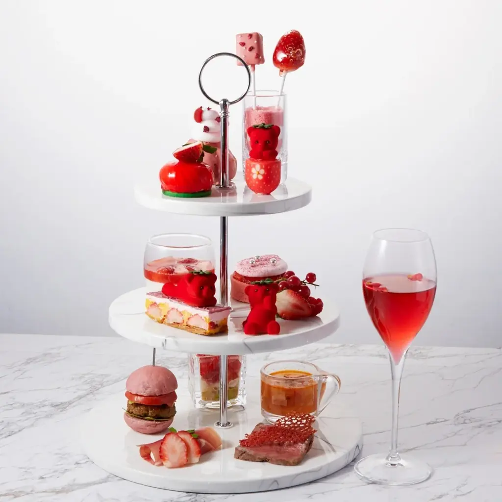 12月27日開始｜LOUANGE TOKYOの苺尽くしアフタヌーンティー