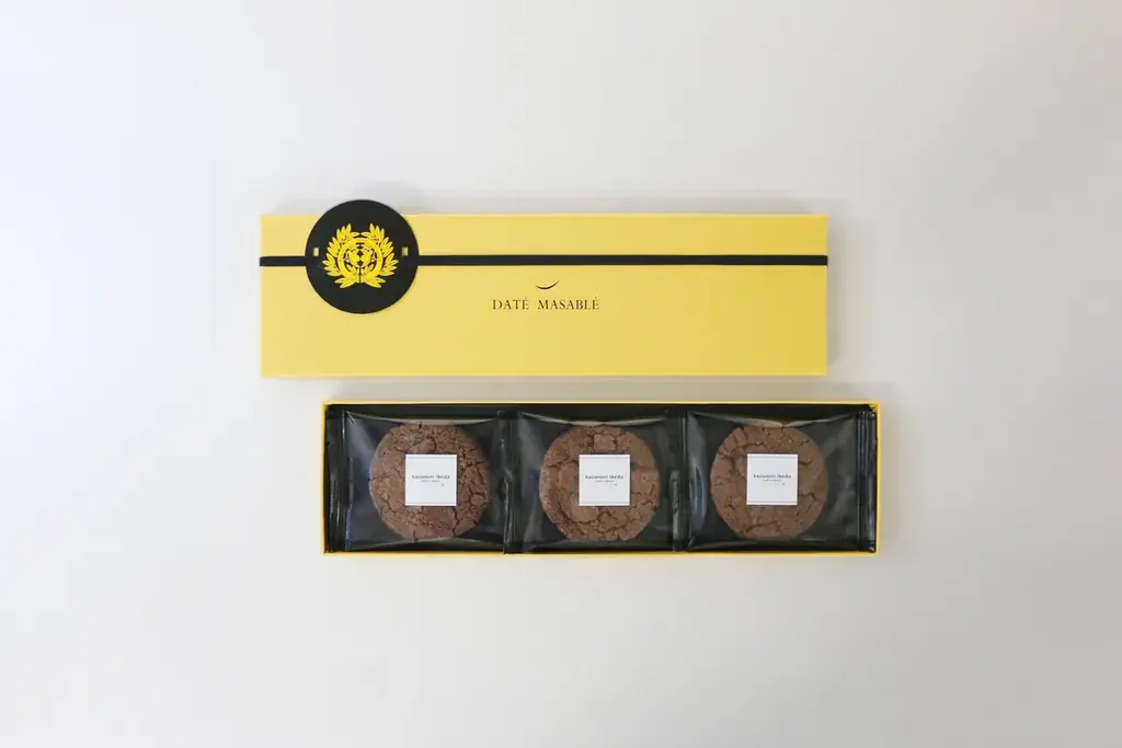 「kazunori ikeda 年末スペシャルフェア」開催！　【仙台駅3階みどりの窓口前】 画像 2