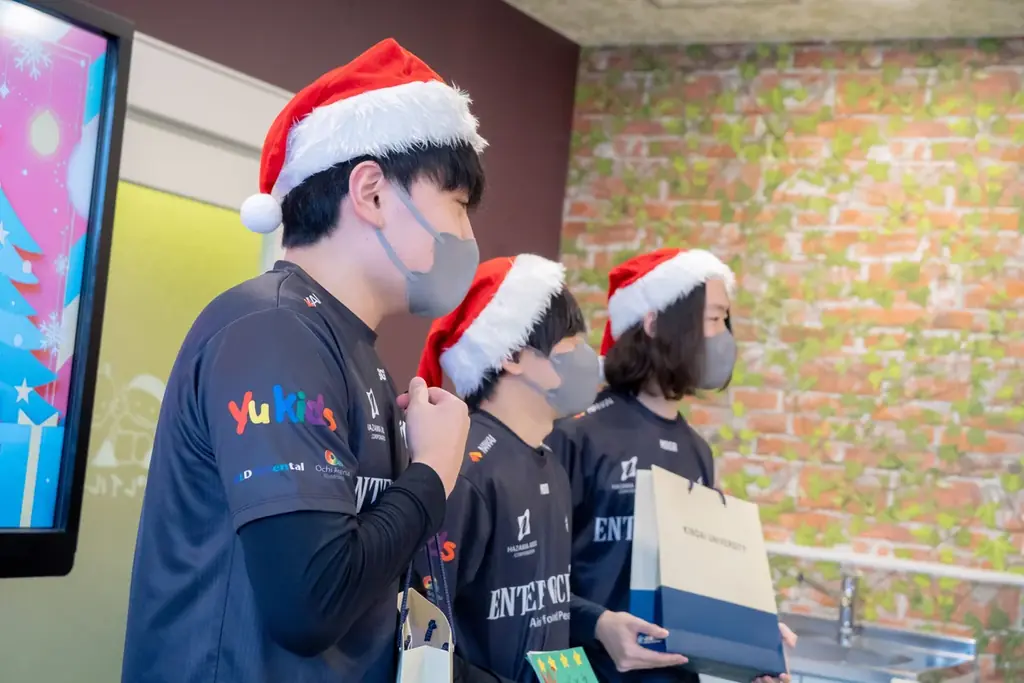プロeスポーツチームENTER FORCE.36が取り組む、クリスマスの特別チャリティプロジェクトに参画 画像 3
