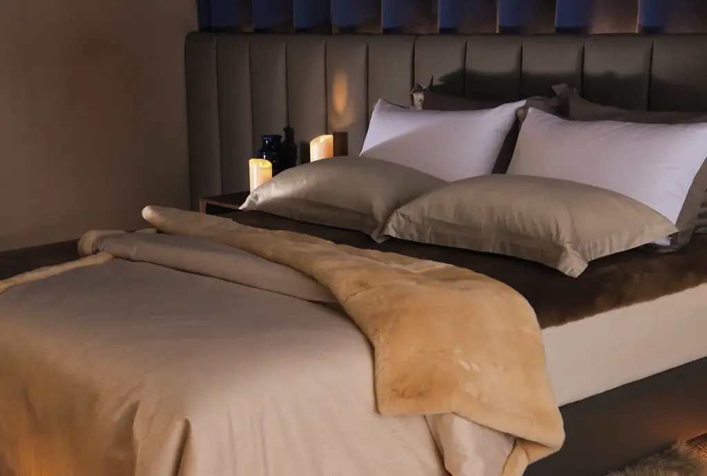 460万円の福袋⁉【昭和西川】2026年新春 “Luxury Happy Bag”登場！全国5店舗限定、記念年ならではの特別仕様でお届けします＜2025年12月27日（土）～2026年1月4日（日）＞ 画像 2