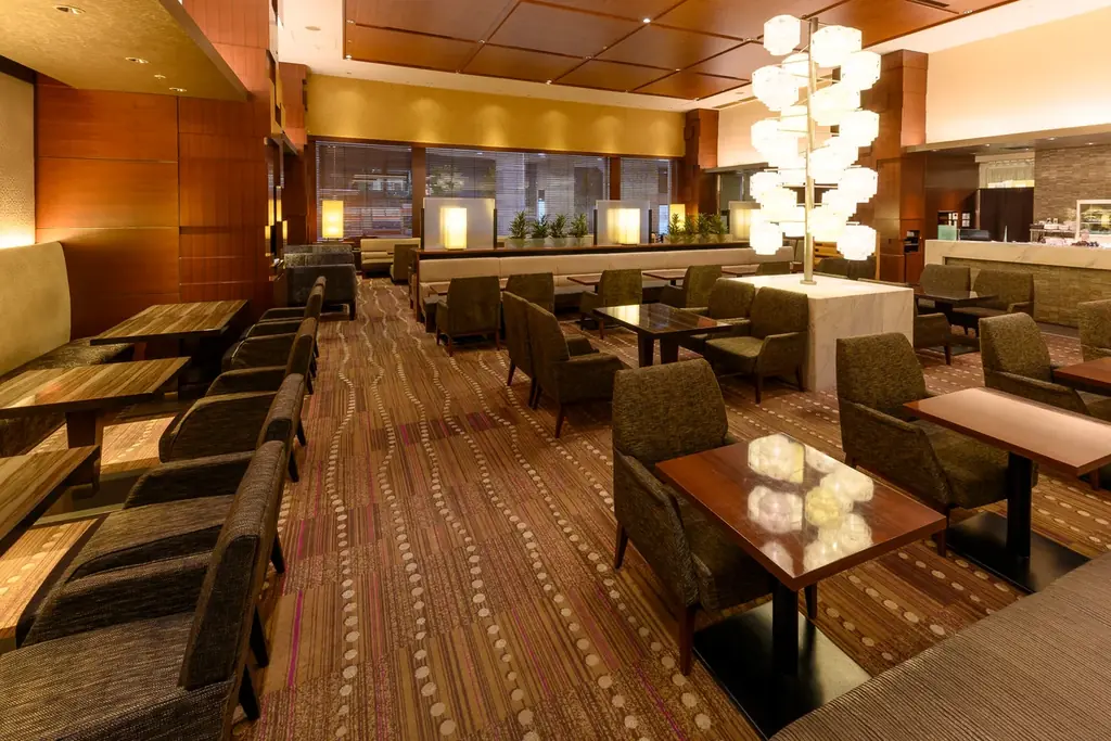 【ホテルグランヴィア大阪】16時からのご褒美セットが新登場！お仕事帰りやお食事前の“ちょっと1杯♪”を叶える「イブニング スイーツソワレ＆プチセイボリーセット」 画像 2