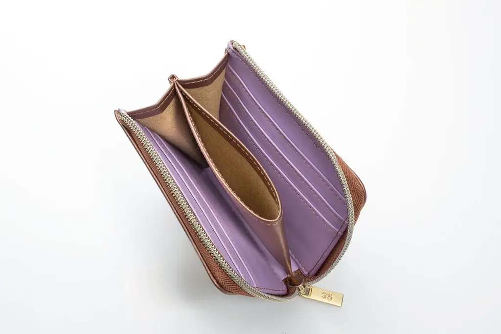 「琉球風水志シウマさん監修　高見え！ 最強金運ミニ財布」がついた『レタスクラブ』2026年1月号特別版が発売！ 画像 4