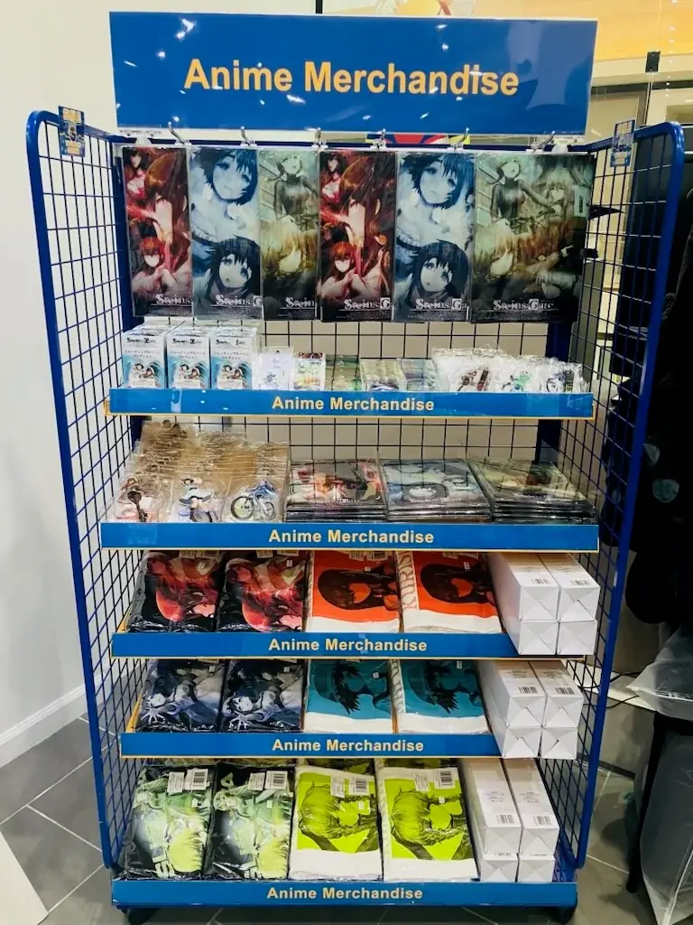 灯白社、大人気ゲーム『STEINS;GATE』15周年記念POPUP企画展グローバル展開が進行中　海外会場写真公開＆台湾日程決定！ 画像 5