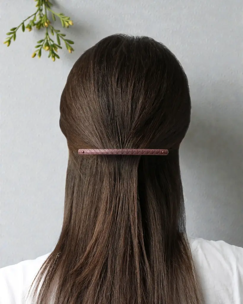 【新商品】京都の錺金具から生まれた、希少な「銅製バレッタ」を発売| 2026年1月1日(木) | 錺之-KAZARINO- 画像 2