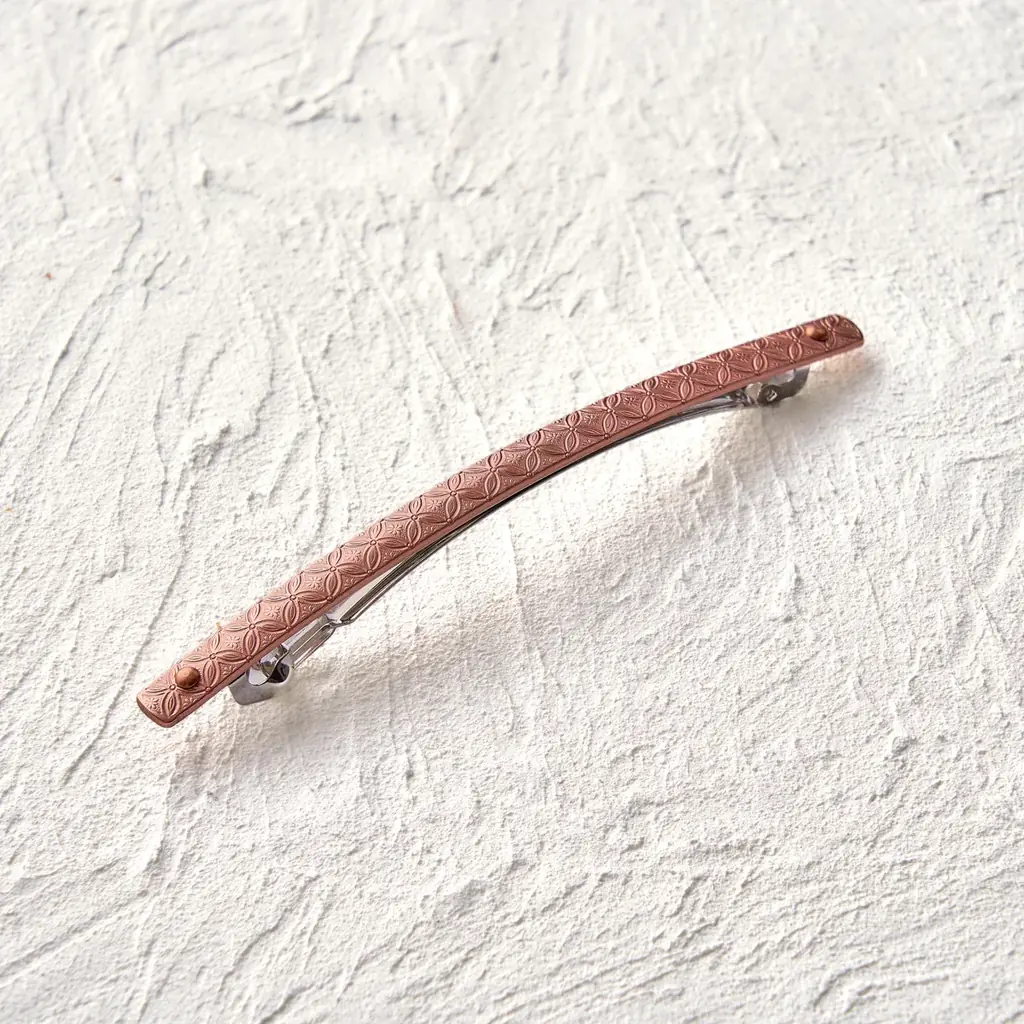 【新商品】京都の錺金具から生まれた、希少な「銅製バレッタ」を発売| 2026年1月1日(木) | 錺之-KAZARINO- 画像 3
