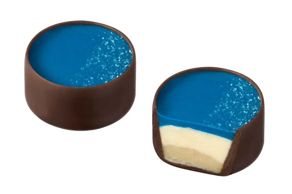 ディズニーストアとゴディバの共同制作によるオリジナルチョコレートが初登場！ショコラティエ姿のミッキーをデザインしたバレンタインのコレクションを1月9日(金)より順次発売 画像 3