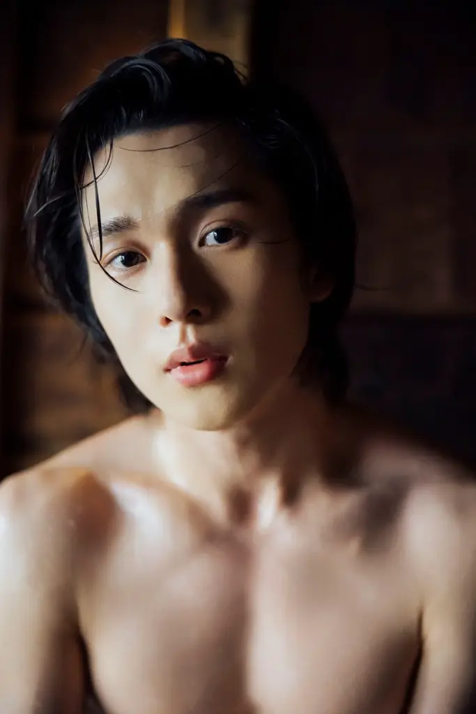 田村心、フォトエッセイのタイトルと先行カット解禁“役者人生第1章を完結”させるメモリアルな1冊 画像 4