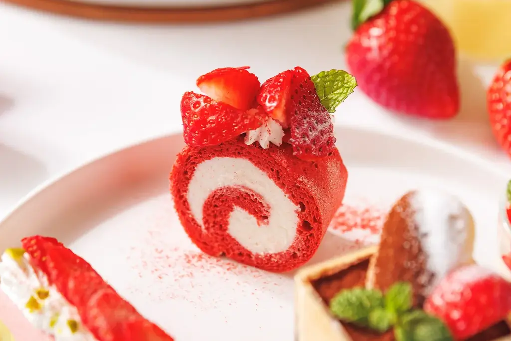 ウルフギャング氏が手掛ける“肉”×“本格イタリアン”の新業態レストラン【イル・ルピーノ・プライム】旬のいちごを贅沢に味わう「ストロベリー・アフタヌーンティー」のご案内 画像 7