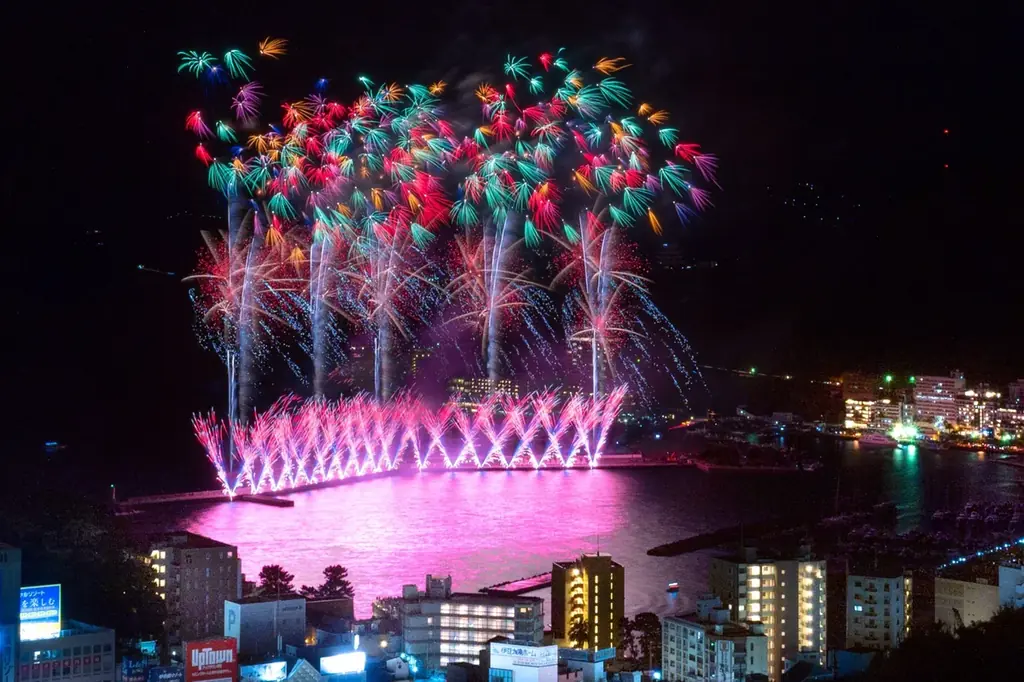 2026年熱海海上花火大会開催日決定！特等席確約の送迎付きプランの販売中。 画像 8