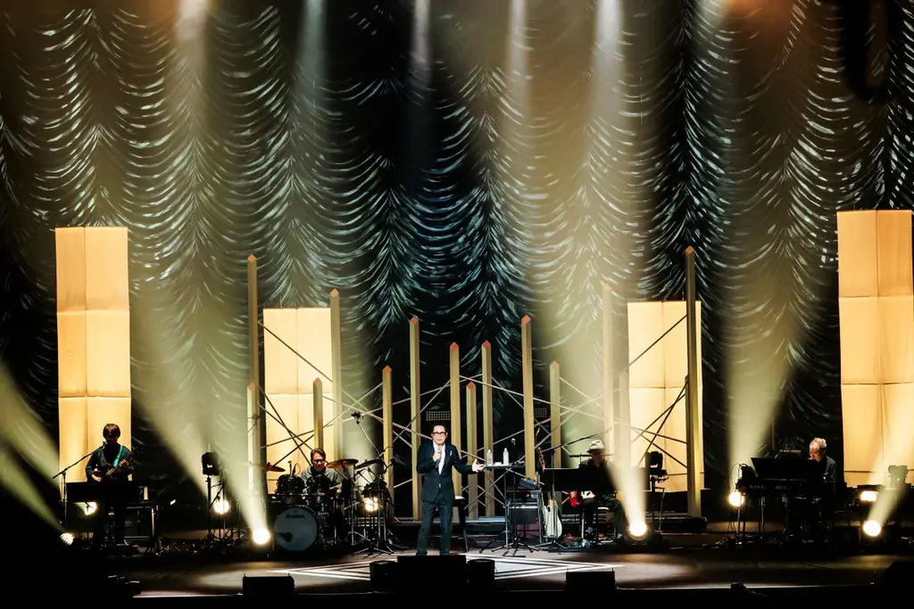 德永英明がリクエスト投票された楽曲の中からセットリストを組んだ今年の全国ツアーより、11月1日の東京公演の模様を2026年1月2日（金）午後7：00からお届け！放送・配信に先駆けライブレポートを公開！ 画像 3