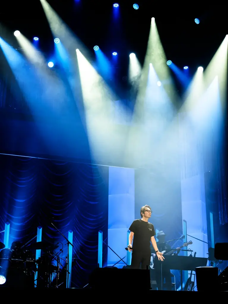 德永英明がリクエスト投票された楽曲の中からセットリストを組んだ今年の全国ツアーより、11月1日の東京公演の模様を2026年1月2日（金）午後7：00からお届け！放送・配信に先駆けライブレポートを公開！ 画像 6