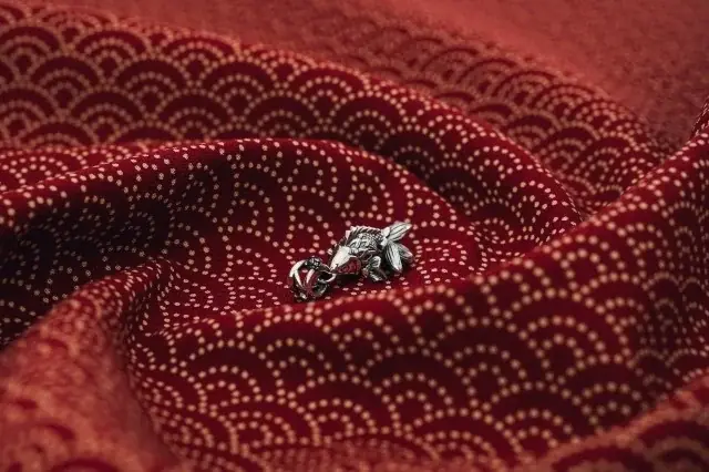 Bloody Mary(ブラッディマリー)/御守チャームシリーズ第一段「吉兆神楽」、2026年1月3日(土)発売 画像 4