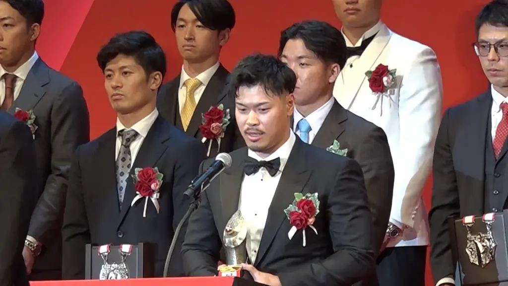 阪神優勝のキーマン・佐藤輝明と、怪我に苦しんだ大打者オリックス・森友哉。長期密着取材で見えた、それぞれの素顔！ 画像 2