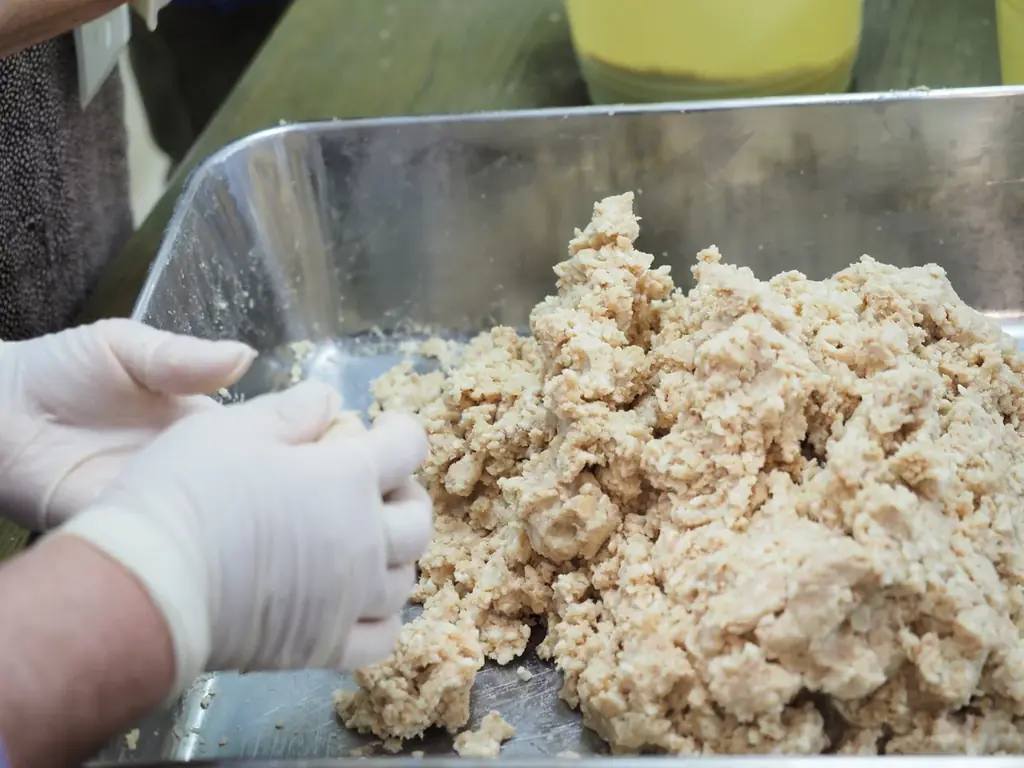 大人の社会科見学「秩父で学ぶ1泊2日・6次産業体験ツアー」開催｜秩父銘仙の機織り、酒蔵見学、味噌仕込み、秩父メープルまで“学びと体験”で味わう旅 画像 2