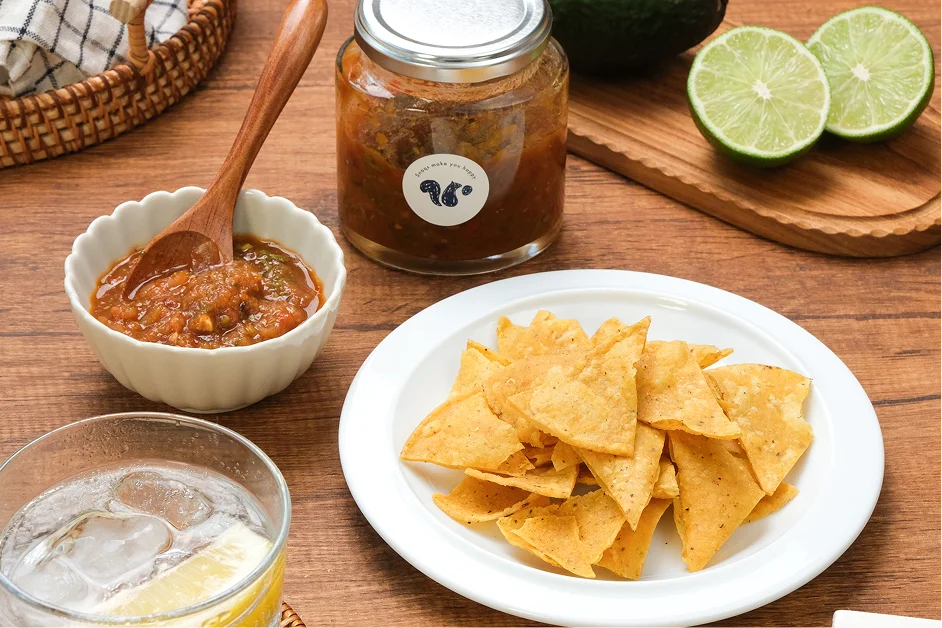国産とうもろこしで仕立てる、本格メキシカン『メキシカン気分 トルティーヤチップス＆サルサ』をスナックミーオンラインストアで期間限定発売 画像 1