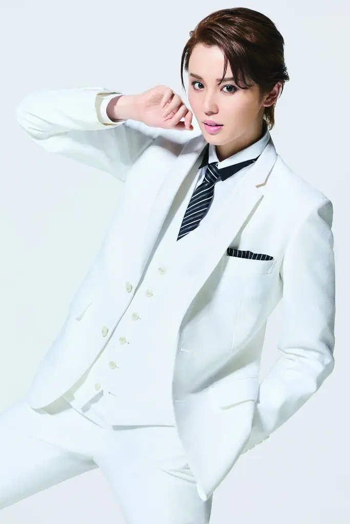 暁 千星さんを起用した新広告が完成！ 画像 1