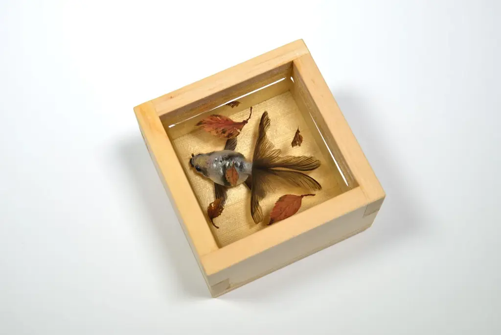 深堀隆介『金魚絵思』展、1/3〜阪神梅田で開催