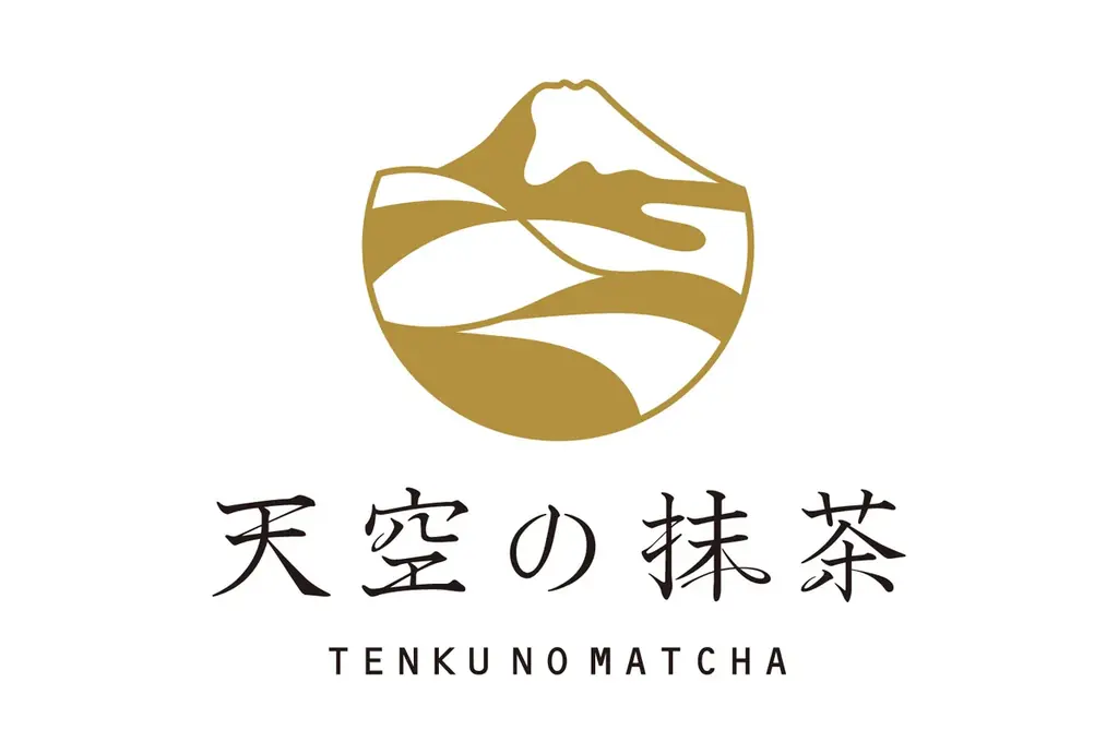 【新春スイーツ】“濃い”抹茶カスタードクリームの味わいが際立つ！開運祈願!? 和の素材を活かした“オープンパイ”｜静岡県産「天空の抹茶Ⓡ」を使用した新作登場 画像 5