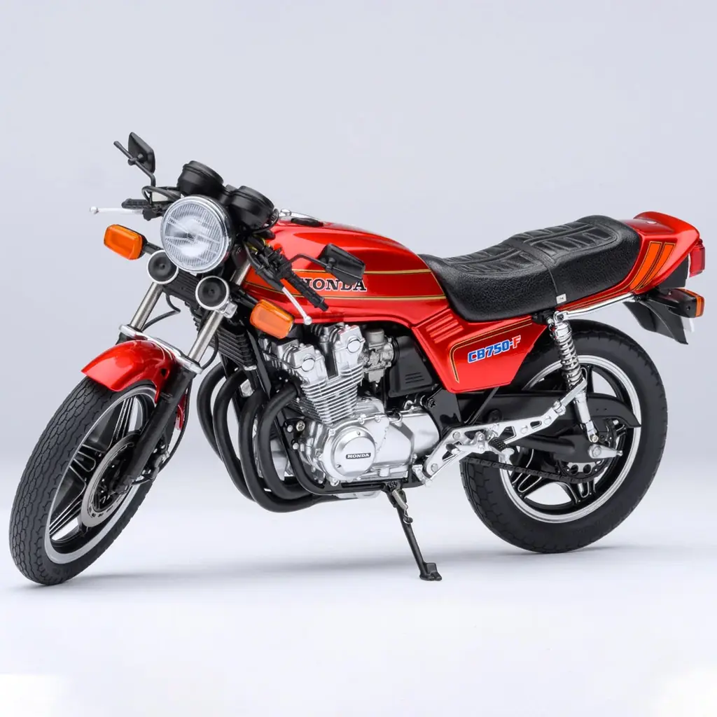 『バリバリ伝説』の名マシンが立体化！ Honda CB750F 「巨摩 郡」販売開始！ 画像 2