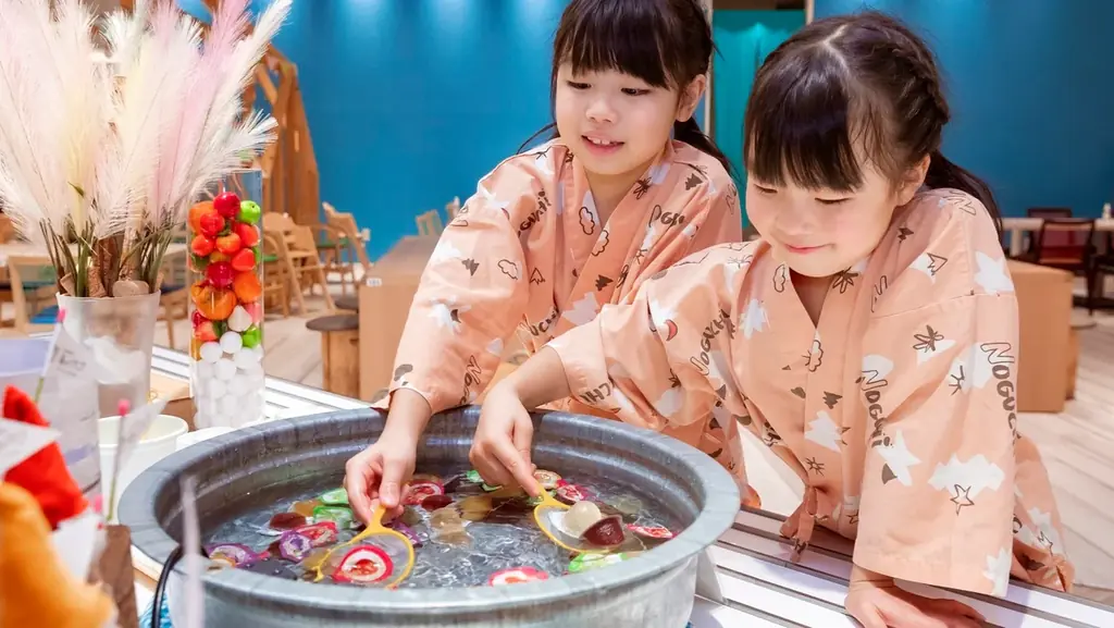 【冬休み★小学生半額】1/11までの限定プランが好評受付中！空室残りわずか！プール・温泉・アソボーヤで遊び尽くす、最高の冬の思い出作りを。 画像 1