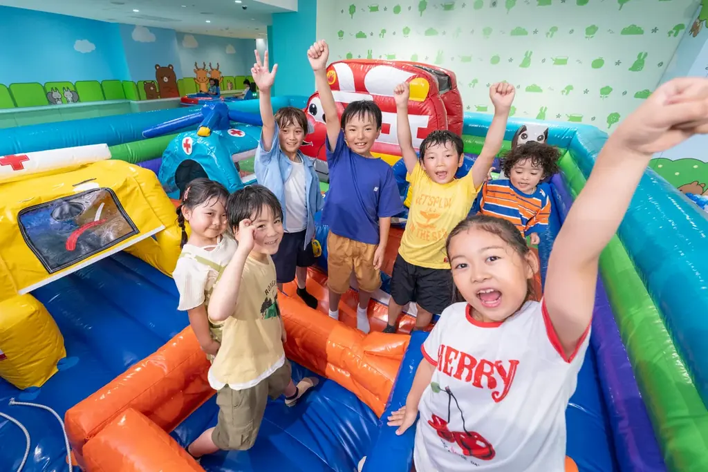 【冬休み★小学生半額】1/11までの限定プランが好評受付中！空室残りわずか！プール・温泉・アソボーヤで遊び尽くす、最高の冬の思い出作りを。 画像 3