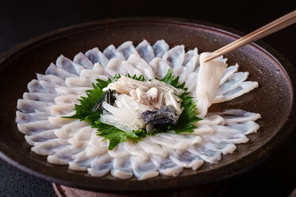 ミシュランが認めた極上の非日常へ。２月限定「雲仙灯りの花ぼうろ」と冬の贅「九絵・ふぐ・長崎牛」に酔いしれて。 画像 3