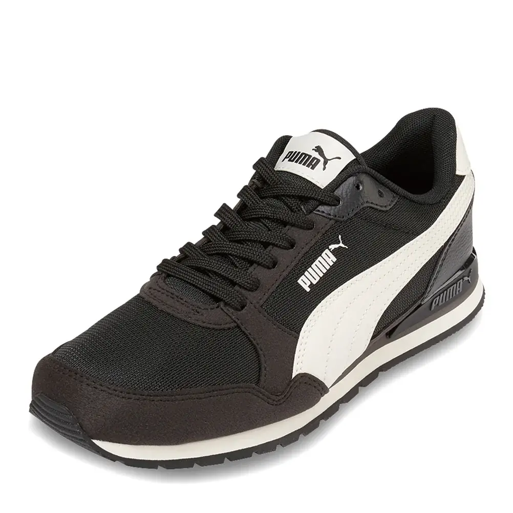 チヨダの初売りは人気ブランドスニーカーが30%OFF！イメージキャラクター・高橋みなみさん＆ハナコさん出演の新春初売りセールTVCMを全国で放映。 画像 3