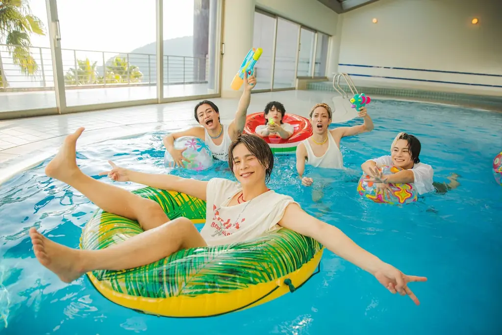 【新進気鋭の5人組大人気YouTuberアイドル】リアルピース 2nd写真集 表紙決定！～『Piece by Piece』 2026年2月12日発売～ 画像 5