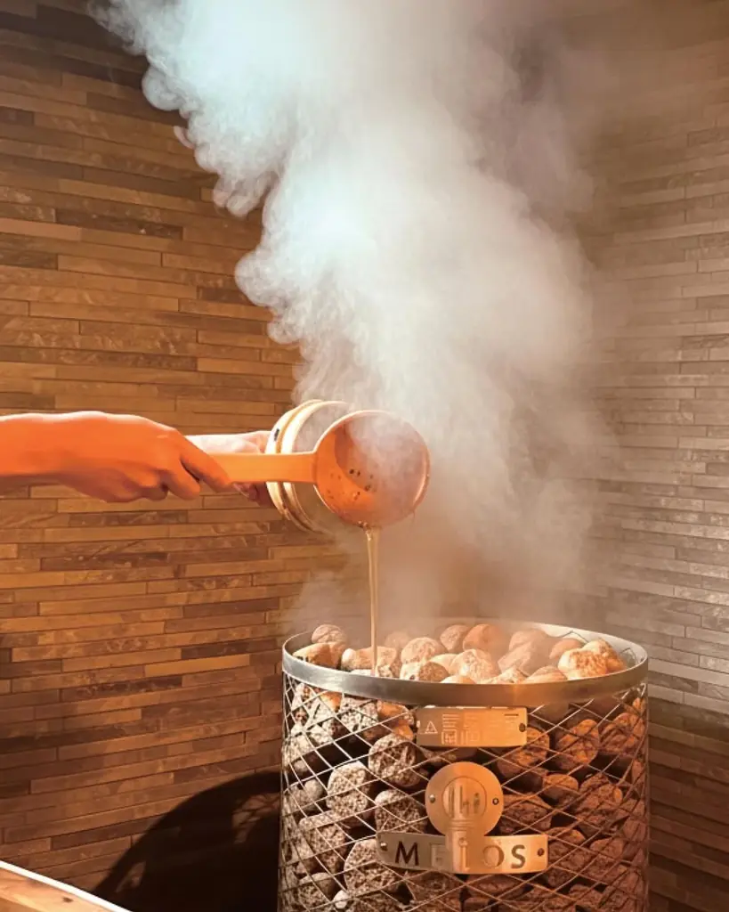 毎週火曜・木曜は『熱波の日』。曜日固定で通える、WHATAWON｜京町湯屋SOKOTOTOのアロマロウリュ 画像 3