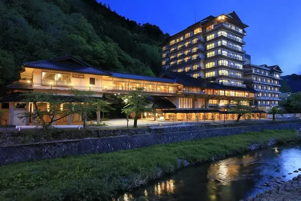 【古窯グループ】2026年の旅初めは山形で。先着45本限定「新春 宿泊券初売り」を1月5日(月)0：00より開催。10%OFFで叶える、美食と癒やしの「スマート・ラグジュアリー」な旅。 画像 3